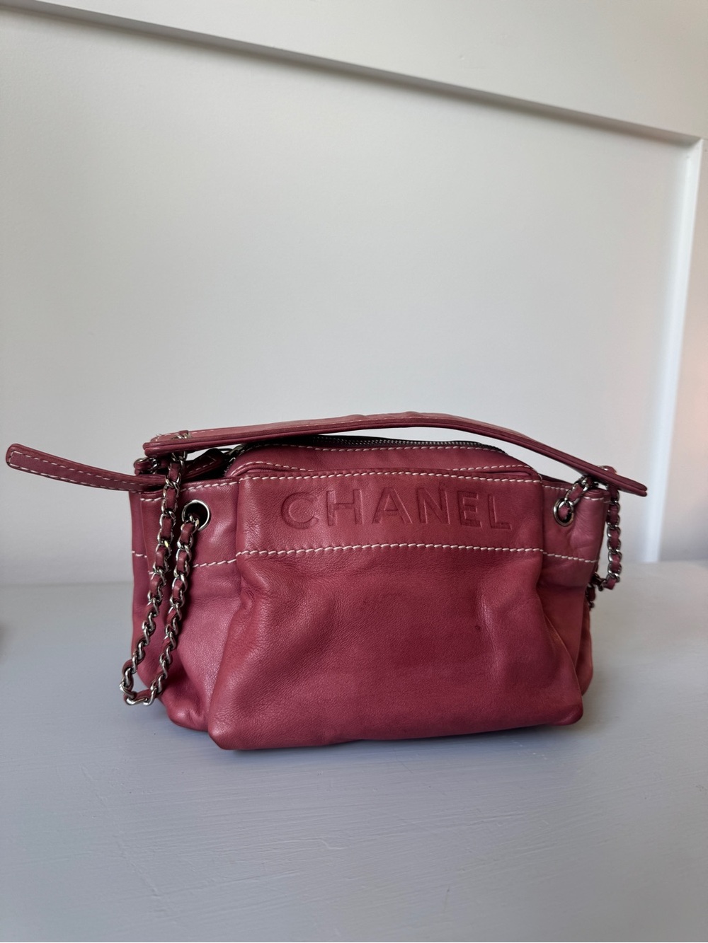 CHANEL Pink Leather Mini Shoulder Bag with Chain Strap - Picture 7 of 7